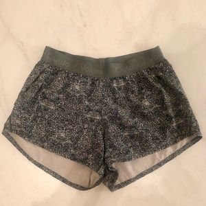 Outdoor voices relay shorts